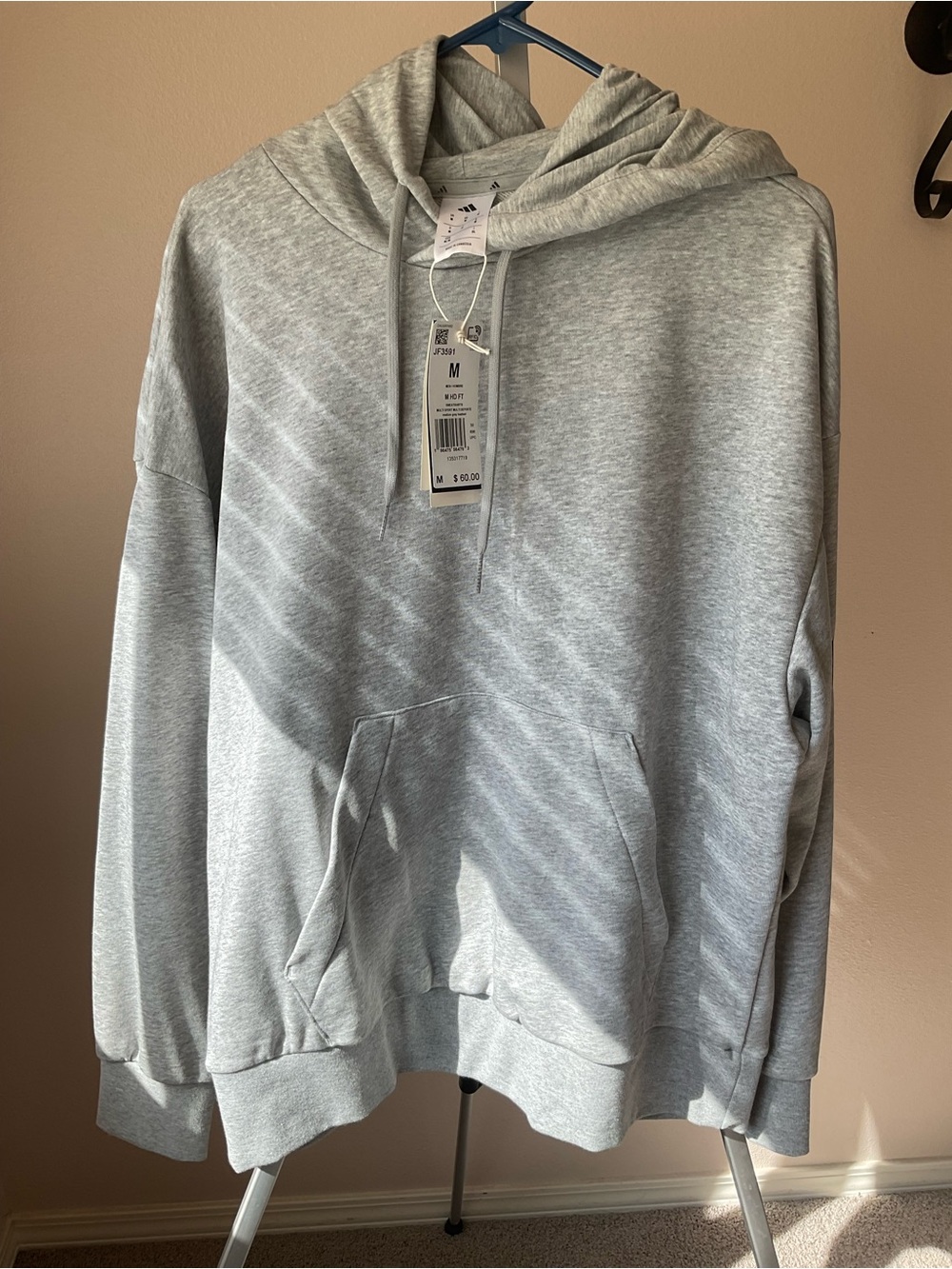 Light Gray Men's Pullover Hoodie with Kangaroo Pocket